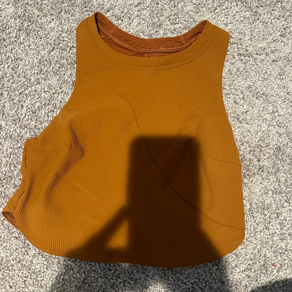 lululemon crop top
